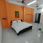 Ganga Putra Inn